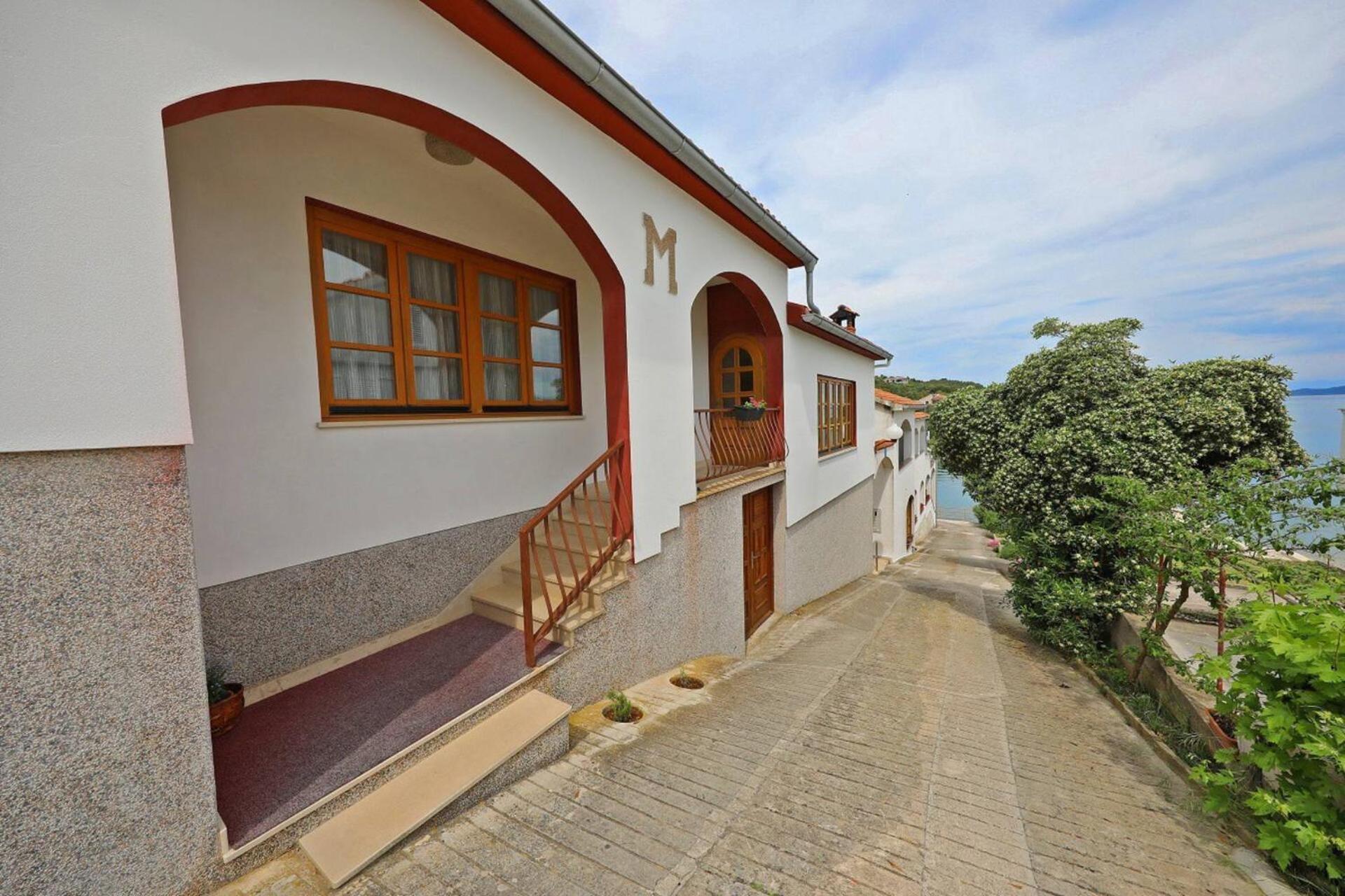 Knez - Relaxing Apartments Near The Sea On Mali Iž Exterior foto